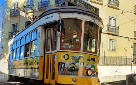 Lissabon: Zwischenstopp-Tour mit Abholung und Rücktransport vom/zum Flughafen