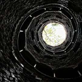 Halbtägige Tour zu den Palästen von Sintra Pena und Regaleira mit kleiner Gruppe