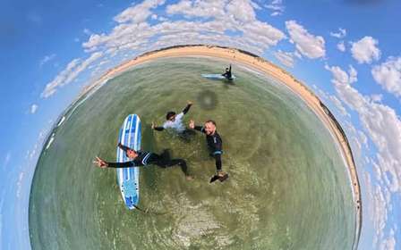 Lissabon: Surfing Lesson am Strand Costa de Caparica