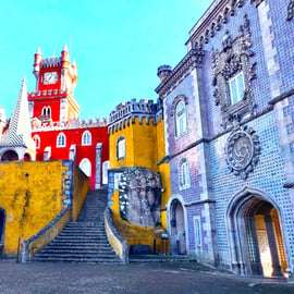 Lissabon: Halbtagestour durch Sintra mit Pena Palace und Regaleira