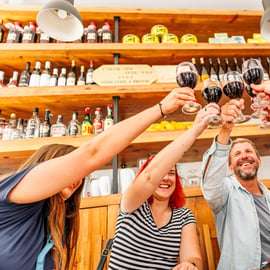 Lissabon: Matupplevelse och vin Tur i liten grupp