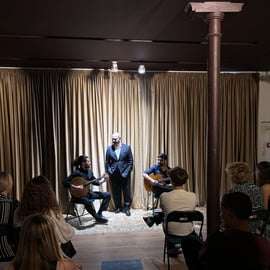 Lissabon: Live-Fado-Show im historischen Viertel Alfama mit Portwein