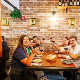 Lissabon: Matupplevelse och vin Tur i liten grupp