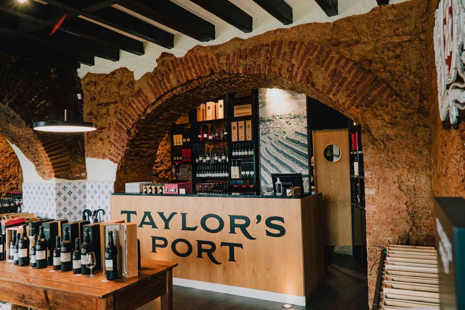 Lissabon: Portvinsprovning på Taylor's Shop and Tasting Room