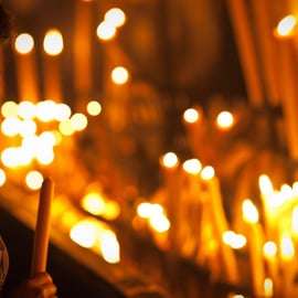 Von Lissabon: Fátima bei Nacht – Erlebnis der Kerzenprozession