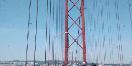 De 25 april brug (Ponte 25 de Abril)