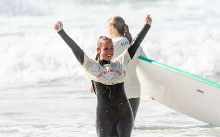 Ericeira: Surfkurs in einer Gruppe mit ortskundigen Kursleitern
