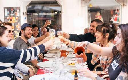 Lissabon: Foodtour mit lokalen Verkostungen und Getränken