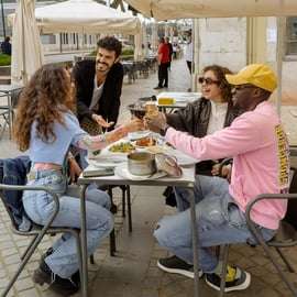 Foodtour durch das alte Lissabon ohne Anstiege: 17 Verkostungen, Weine & Drinks