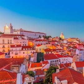 Lissabon: tuktuktour langs alle 7 uitzichtpunten met ophaal-/terugbrengservice