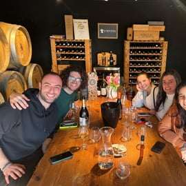 Weinberg in Lissabon: Portugiesische Weinreise, 6 Weine und Snacks