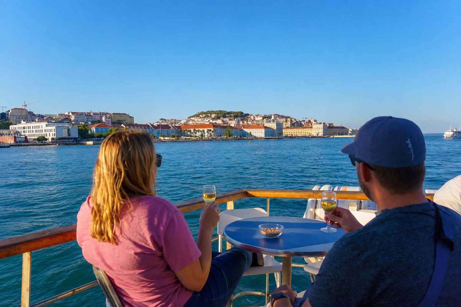 Lissabon: Rondvaart op de rivier de Taag inclusief een drankje