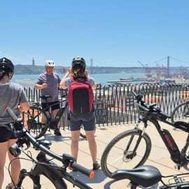 Lissabon: e-biketour met gids en uitzichtpunten op 7 heuvels