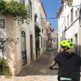Von Cascais aus: Geführte E-Bike-Tour nach Sintra und Strand von Guincho