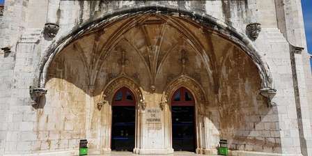Maritiem Museum (Museu de Marinha)
