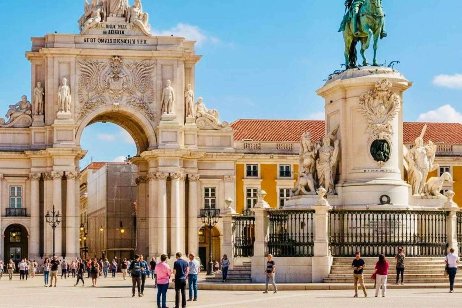 Lissabon: Private Sightseeing-Tuk-Tuk-Tour mit Hotelabholung