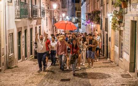Lissabon: Kneipentour mit offener Bar und VIP-Club-Eintritt