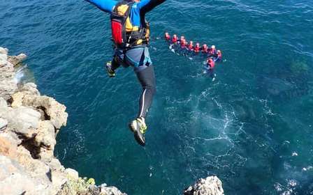 Arrábida: Setubal, Sesimbra Coasteering & Speedboat Tour