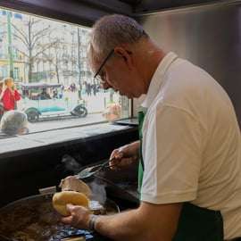 Foodtour durch das alte Lissabon ohne Anstiege: 17 Verkostungen, Weine & Drinks