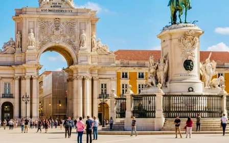 Lissabon: Private Sightseeing-Tuk-Tuk-Tour mit Hotelabholung