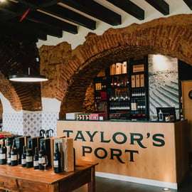 Lissabon: Portvinsprovning på Taylor's Shop and Tasting Room