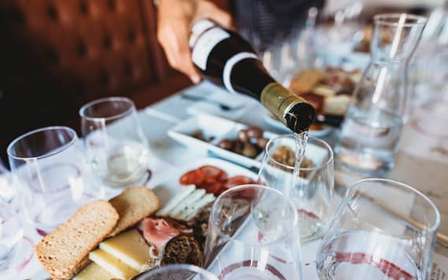 Lissabon: Portugiesische Wein- und Käseverkostung mit Mittagessen