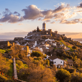 Von Lissabon: ÉVORA + Capela dos Ossos + MONSARAZ + Weine aus dem Alentejo