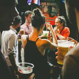 Lissabon: Pubrunda med öppen bar och inträde till VIP-klubb